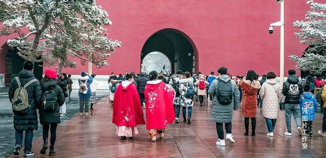 潮赋能城市远比想象的复杂凯发k8娱乐登录深度 国(图22)